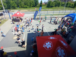 Foto: Lety vrtulníkem i exkurze v sanitce. Záchranáři přilákali tisíce dětí