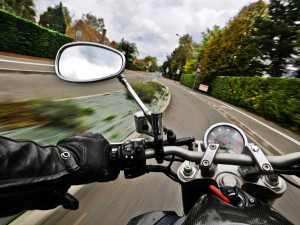 Policisté pojedou ze Svratky do Jihlavy s motorkáři. Chtějí bezpečnější silnice