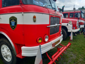 FOTO: Hasiči v Kamenici slaví 150 let, na hřišti hasili Hostinec U dobrých lidí