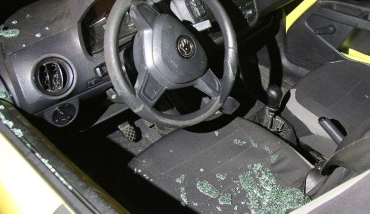 Kriminalisté zadrželi dva muže, kteří mají na svědomí nejméně šestadvacet vloupání