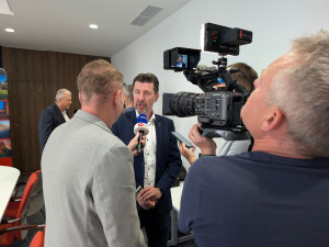 Vlček: Vláda nepochybuje o splnění podílu českých firem na dostavbě Dukovan