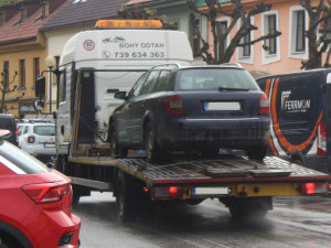 Skončil úklid ulic v Jihlavě. Téměř tři sta odtažených aut se blížilo rekordu