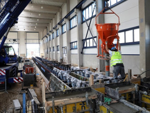 Nová opravárenská hala pro vlaky v Brodě za 235 milionů bude hotová na jaře