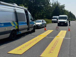 Policie na Vysočině kontrolovala řidiče dodávek a náklaďáků. Opět padaly pokuty
