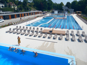 VIDEO: Koupaliště Polanka v Třebíči vypadá jinak. Cílem je návrat do devadesátek