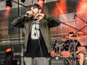 První ročník Březfestu se vydařil, festival na sídlišti se má konat i příští rok