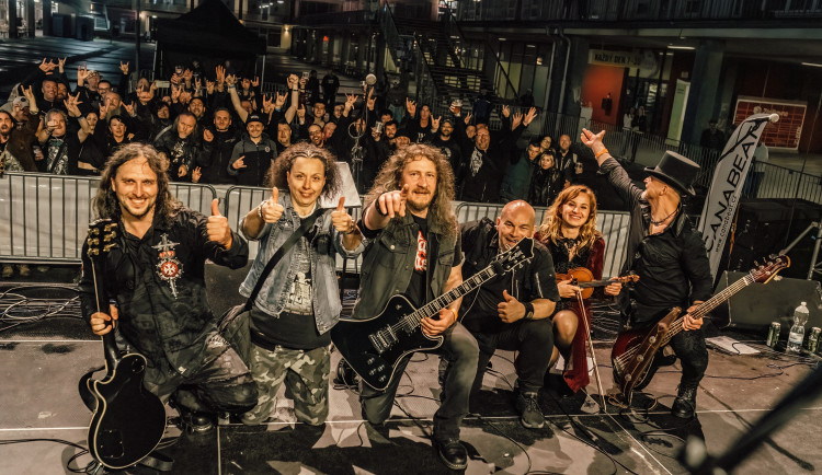První ročník Březfestu se vydařil, festival na sídlišti se má konat i příští rok. Foto: Se svolením Březfest / Jiří Veselý