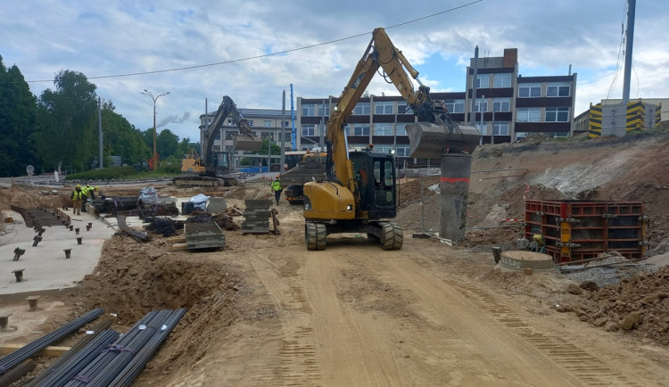 Nová ulice od Sila k dopravnímu terminálu dostane název. Zřejmě to bude Evropská.