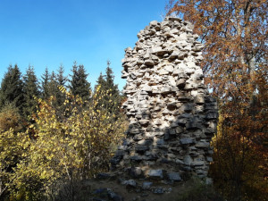 Odborníci budou tři roky zkoumat zříceninu hradu Janštejn na Jihlavsku
