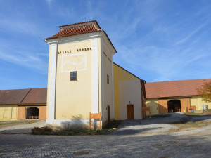 Telč letos opraví fasádu památkově chráněného holubníku a kaple za městem