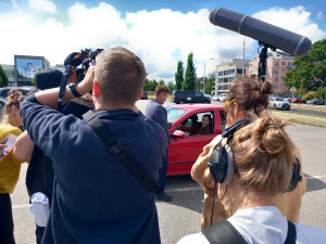 FOTO: V Jihlavě se natáčí nový sitcom. Diváci se při scénách od nemocnice zasmějí