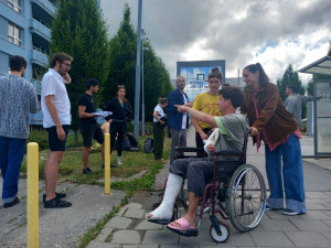 FOTO: V Jihlavě se natáčí nový sitcom. Diváci se při scénách od nemocnice zasmějí