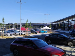 Do Aventinu na nákupy jezdíme, shodli se v anketě čtenáři Drbny