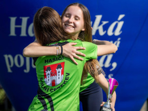 Máme štěstí na trenéra a na skvělou partu, říkají úspěšné hasičky z Dolní Cerekve