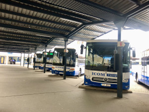 Na nádraží v Jihlavě zasahovala policie. Přijela si pro agresivního opilce