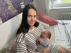 Velká váha, velká radost. V Jihlavě se narodil Matěj, vážil 5,5 kilogramů
