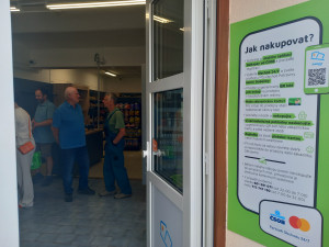 Foto: V Horních Dubenkách mohou ode dneška jít nakupovat klidně i o půlnoci