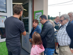 Foto: V Horních Dubenkách mohou ode dneška jít nakupovat klidně i o půlnoci