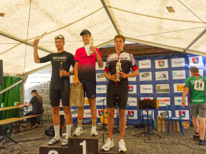 FOTO: Dřevěný muž měl opět rekordní účast, vyhrál šestnáctiletý Matyáš Večeřa