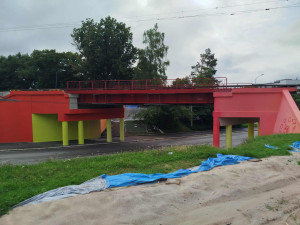 ANKETA: Železniční most v Jihlavě hraje všemi barvami, lidé nechápou cirkus