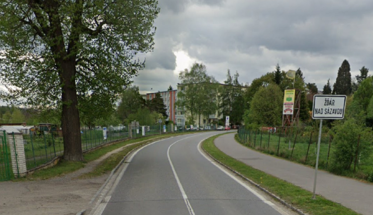 Mapa: Dělnici začnou opravovat silnici mezi Hamry a Žďárem. Bude tam úplná uzavírka. Foto: Se svolením ŘSD