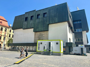 Jednoznačná shoda. Jihlava má málo veřejných toalet, myslí si čtenáři Jihlavské Drbny
