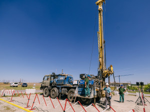 V Dukovanech začal geologický průzkum pro nové bloky, vrtů bude okolo 300