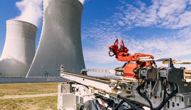 V Dukovanech začal geologický průzkum pro nové bloky, vrtů bude okolo 300