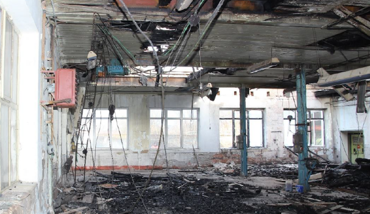 Silvestrovský požár ve skladu způsobil škodu za deset milionů. Policie obvinila dva muže