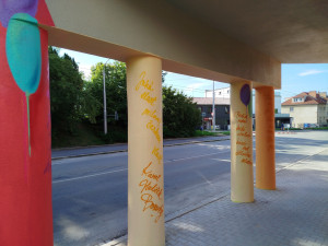 Stav výmalby mostu z 9.8.2025