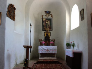 Románský kostel v Dolním Čepí má spravenou střechu, na řadě je výzkum nálezů