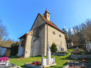 Románský kostel v Dolním Čepí má spravenou střechu, na řadě je výzkum nálezů