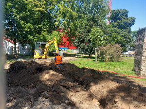 FOTO: Smetanovy sady v Jihlavě jsou uzavřeny, prochází radikální proměnou