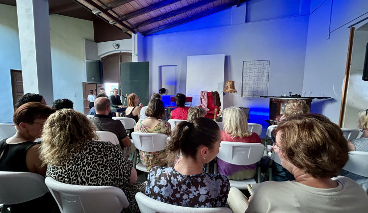 Ilustrační foto Divadelního dvorku.