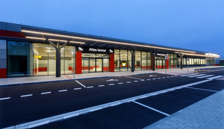 Budějcké letiště muselo kvůli uzavření leteckého prostoru odklonit dva lety