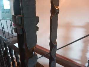 Katakomby pod městysem a středověký záchod. V kamenické tvrzi se lidé dozví perličky