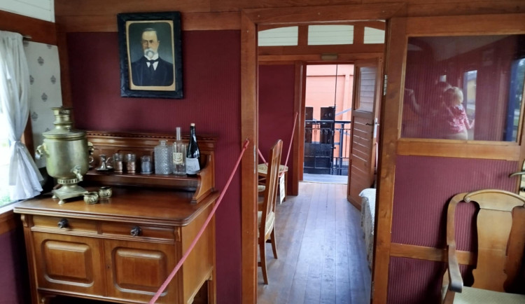 FOTO: Do Jihlavy dorazil Legiovlak, přibližuje život a zásluhy legionářů