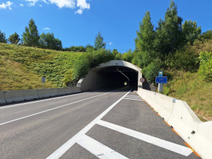 Úleva pro řidiče. Po půlnoci se otevře opravený úsek na I/38 včetně tunelu