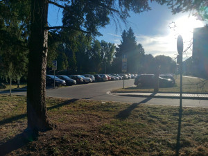 Parkování v Jihlavě XVI: Do přírody na kraji Jihlavy za dvacku na hodinu