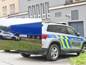 Řidička jela po dálnici moc rychle, u Kozlova nabourala do zaparkovaného kamionu