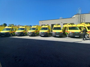 VIDEO: Záchranáři mají nové sanitky. Hlasité sirény nepřekračují hlukové limity