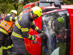 FOTO: Auta v hlavní roli. Motorsvět v Havlíčkově Brodě přilákal tisíce návštěvníků