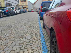 Parkování v Jihlavě XVII: Autem do Horáckého divadla? To není žádný problém