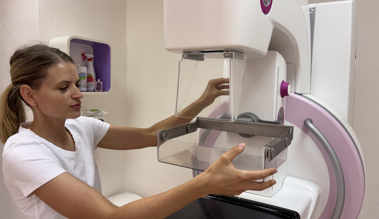 Prevence ze základ. Mamograf v jihlavské nemocnici ročně vyšetří kolem osmi tisíc žen