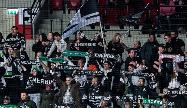 Tři body z utkání s Hradcem Králové zůstaly doma, Energie ustála závěrečný tlak