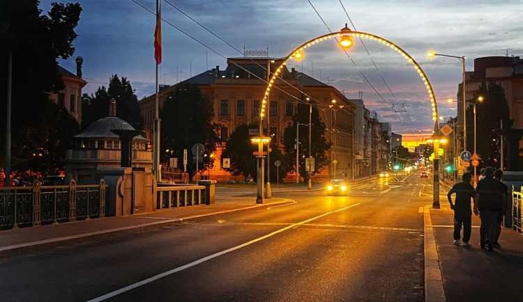 Hradec Králové opět připomene oběti holokaustu dalšími kameny zmizelých