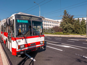 FOTO: Retrolinky v Jihlavě nabídly cestu nejen do minulosti, ale i do budoucnosti