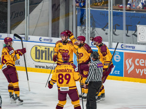 Vyrovnaná partie v Edenu. Dukla přetlačila pražskou Slavii až v prodloužení