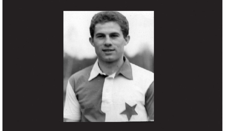 Jan Lála v dresu Slavie Praha