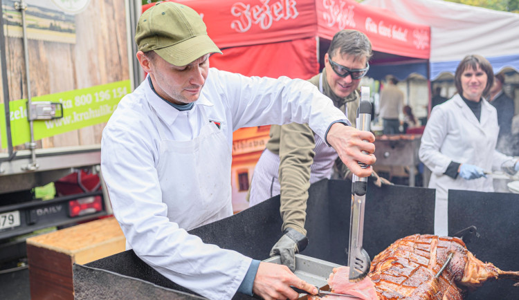 VÍKENDOVÉ TIPY: Sobota bude patřit hodování, v neděli zavřou supermarkety. Foto: Se svolením Vepřových hodů Hodice